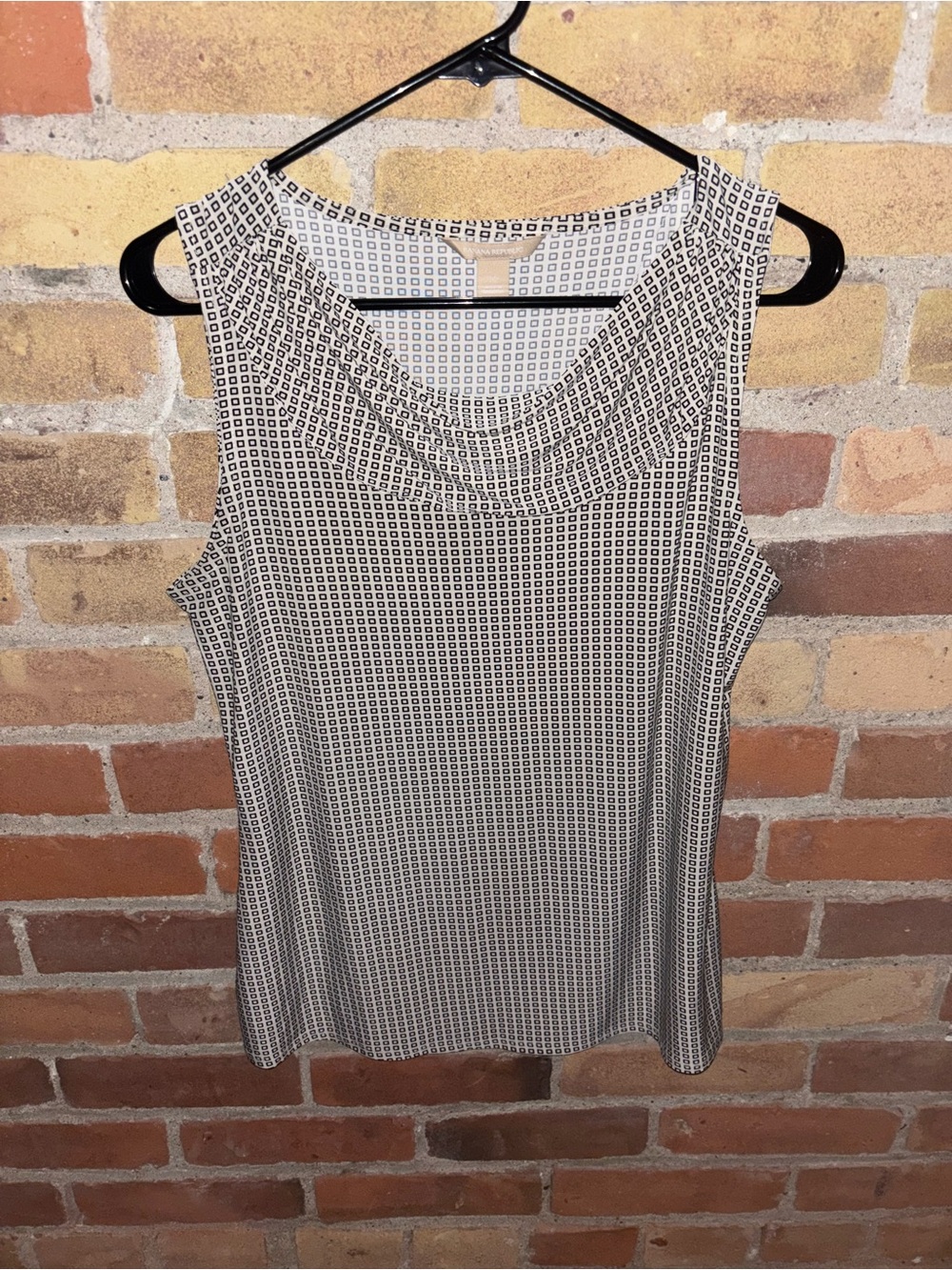 Banana Republic Black & White Geometric Sleeveless Tank